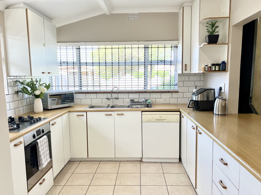 4 Bedroom Property for Sale in Richmond Estate Western Cape